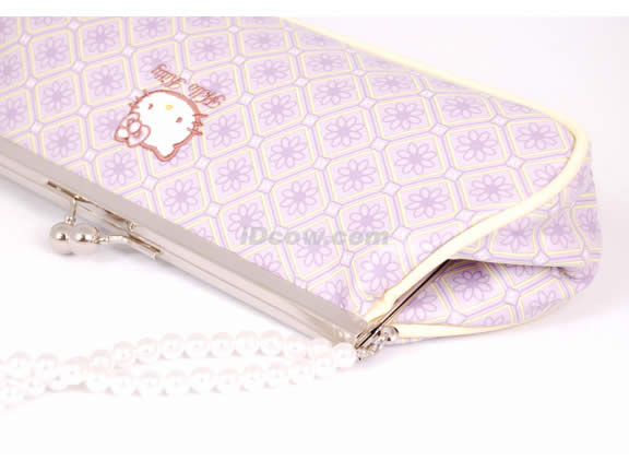 Hello Kitty shoulder bag with pearls